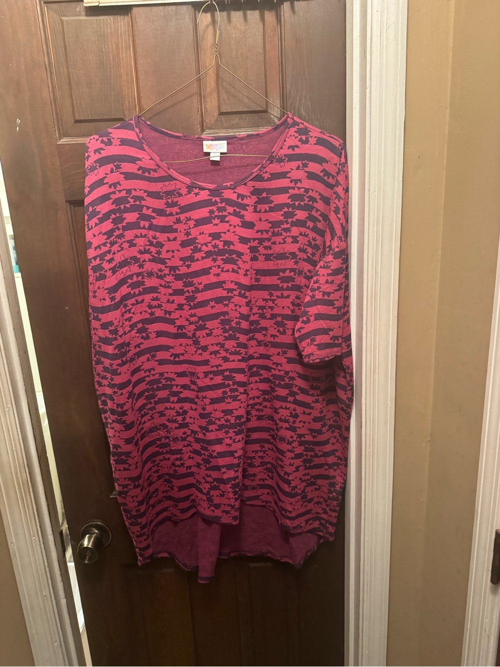 Women’s LuLaRoe 2XL Pink and Black Striped High Low Irma Tunic